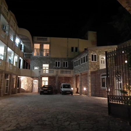 Castellamare Residence Petrovac Eksteriør billede